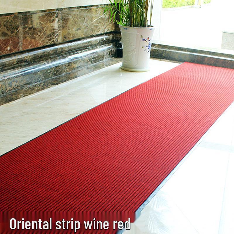 Extra Thick Non-Slip Red Carpet for Store Entrances & Events, Ideal for Guests & Exhibitions, Full Coverage