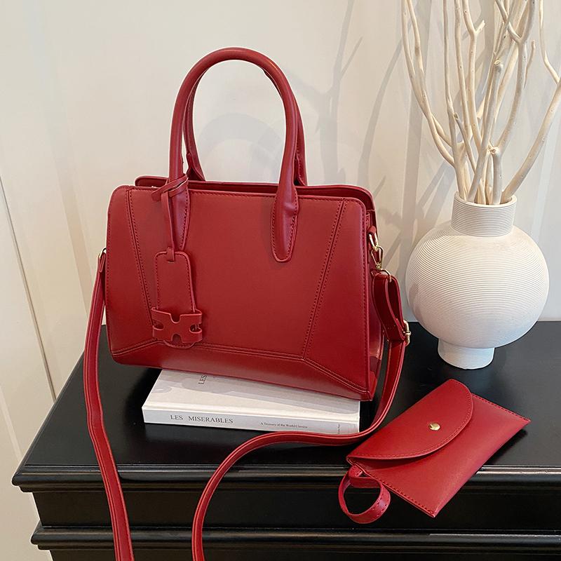 Casual Commuting Texture Handbag Autumn and Winter New Simple Korean Version Single Shoulder Armpit Bag Temperament Tote Bag