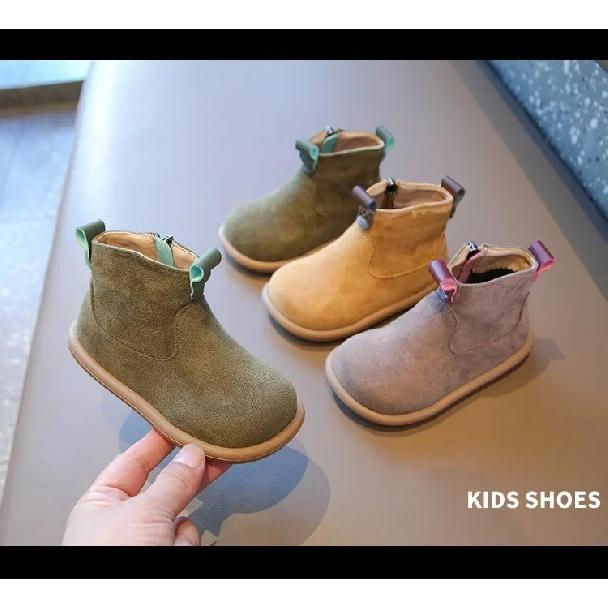 Kids Winter Boots 2025 New Fleece Lined Unisex Retro British Style Slip Resistant Warm Snow Boots