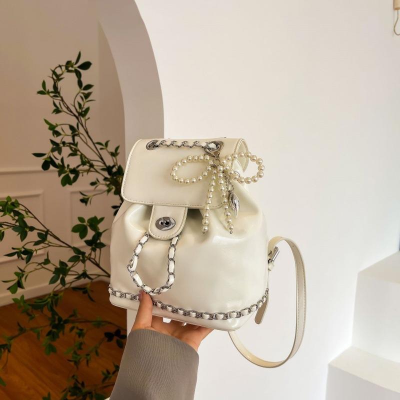 

Premium texture chain women s bag 2025 new large-capacity trendy women s bag fashionable simple schoolbag commuter bag bare bag without pendant бежевый