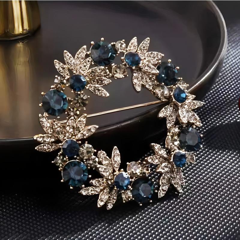 Fashionable Garland Brooch, Elegant Full Diamond Brooch, Versatile Anti-glare Pin, Suit Accessory, Brooch