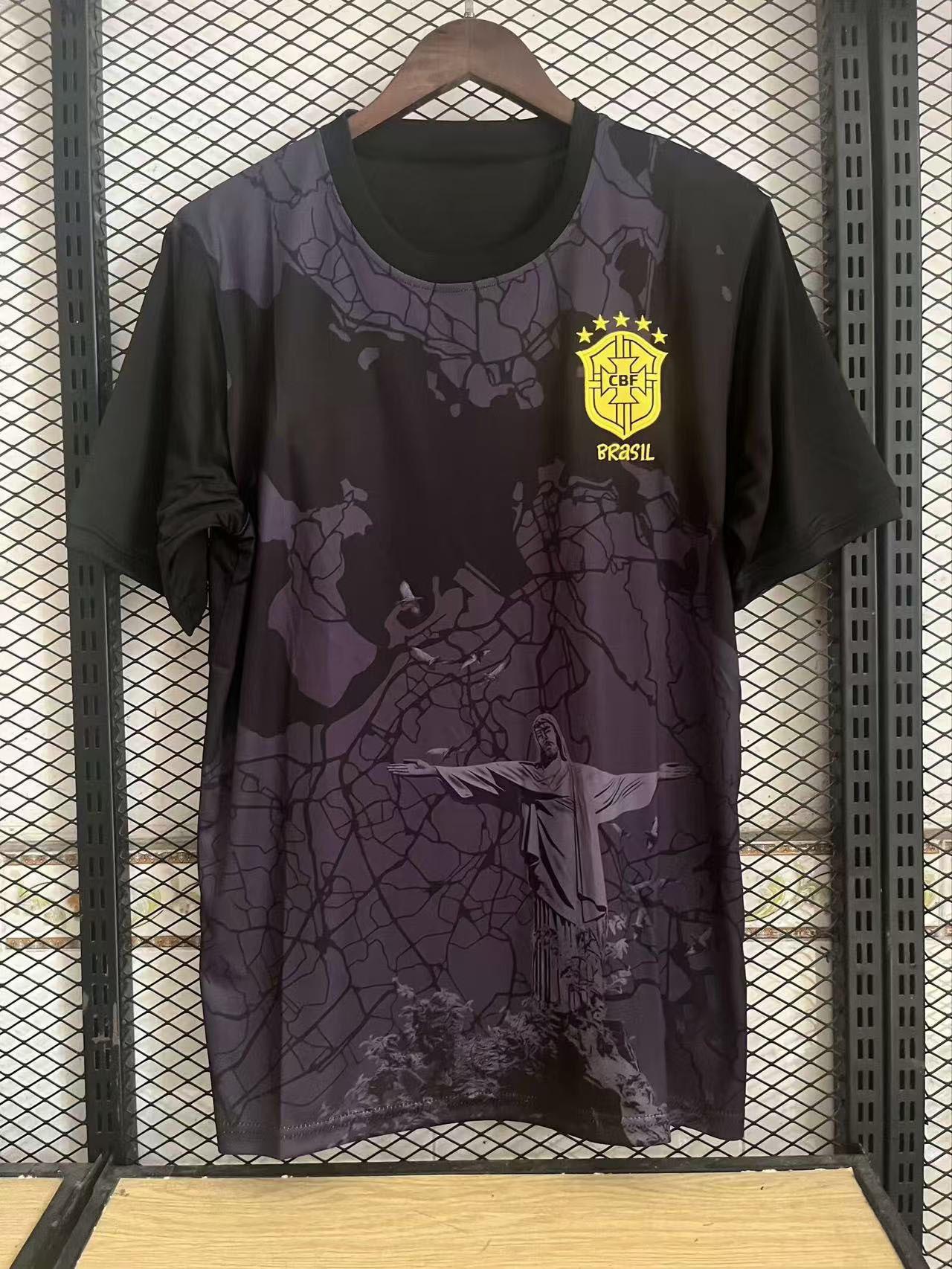 

Brazil Fan Commemorative Special Edition Jersey Medium