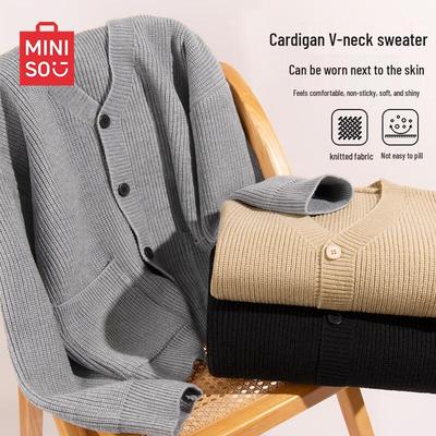 Men's Japanese Style V-Neck Knitted Cardigan