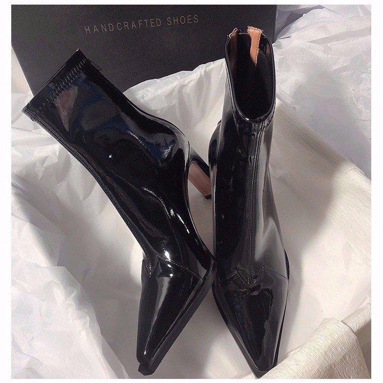 High-heeled thin boots, elastic boots, pointed rear zipper, new sexy wind eye-catching casual short boots for women in autumn and winter 2025