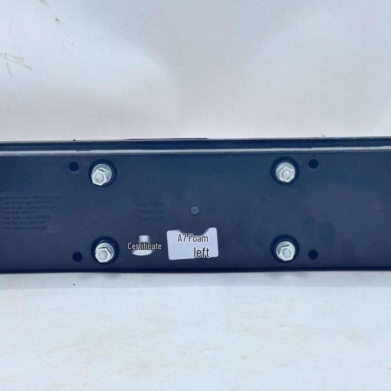 Compatible Tail Light Assembly for Sinotruk Howo A7T7, Hohan N7G, Sitrak C7H - Includes Reversing and Anti-Collision Light.