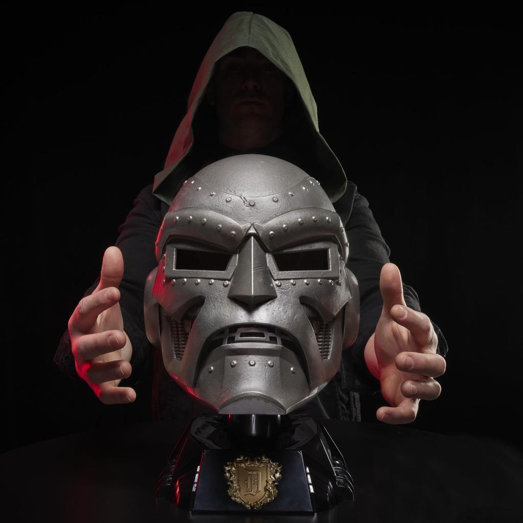Hasbro Marvel Legends Series Doctor Doom Premium Role Play Fantastic Four Comics Adult Collectible Gear G0586 Authentic Helmet,