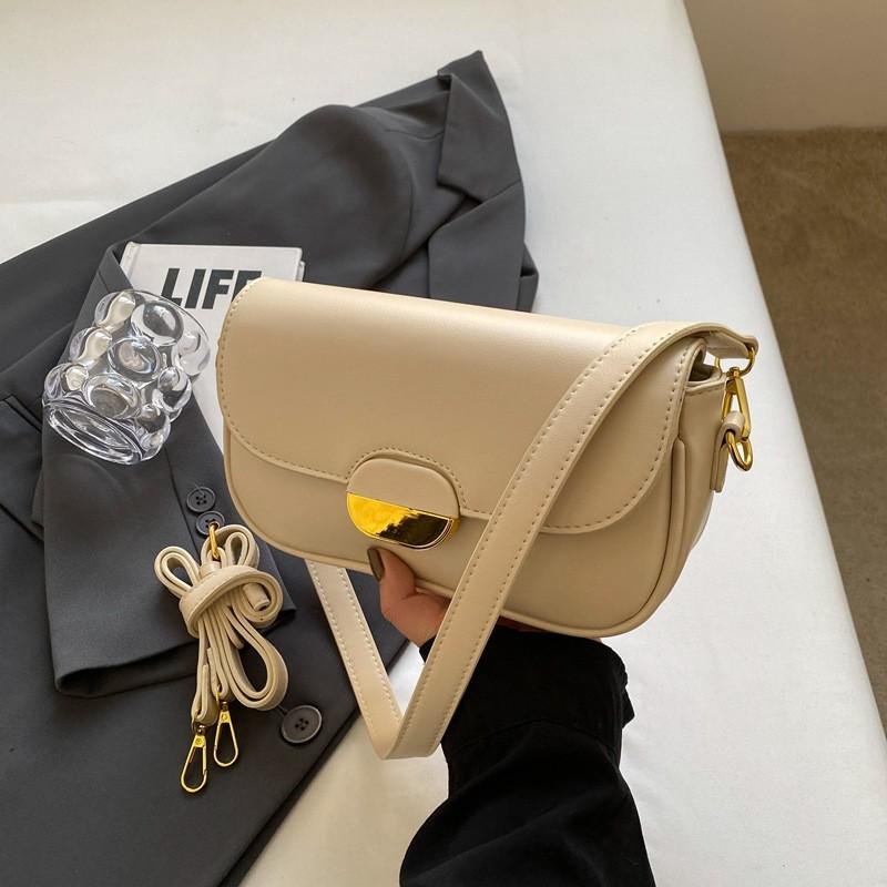 Ielgy All-Match Shoulder Bag Fashion Trendy Small Square Bag