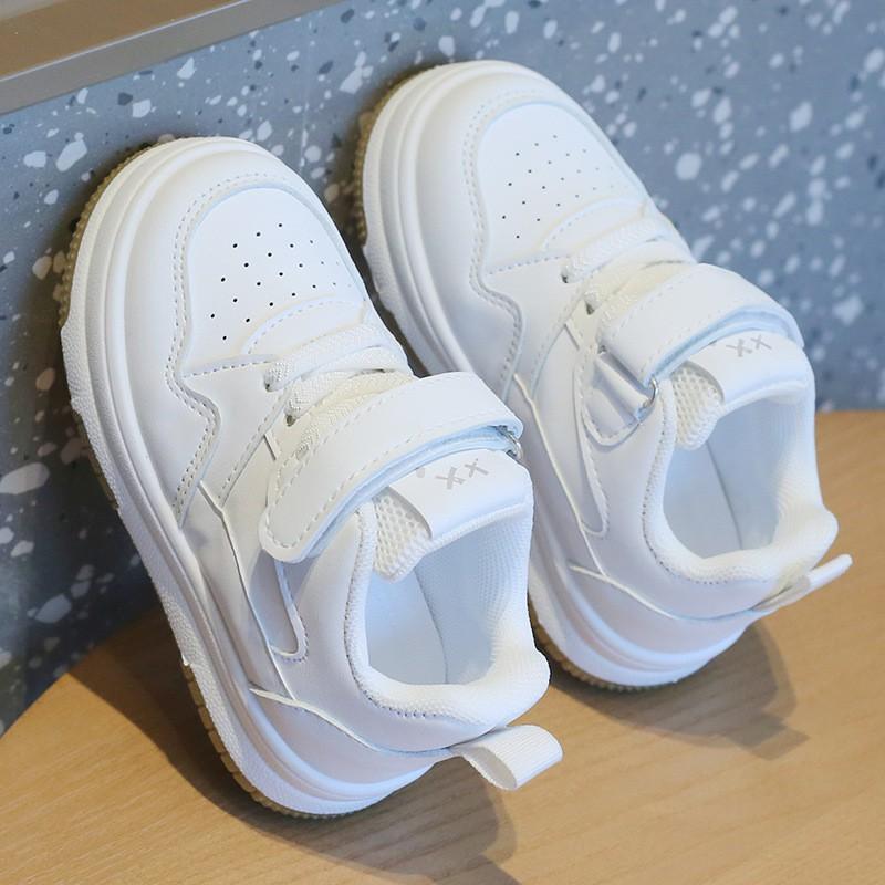 Kids White Sneakers Girls Boys Lightweight Non-Slip Soft Sole Casual Shoes With Velcro