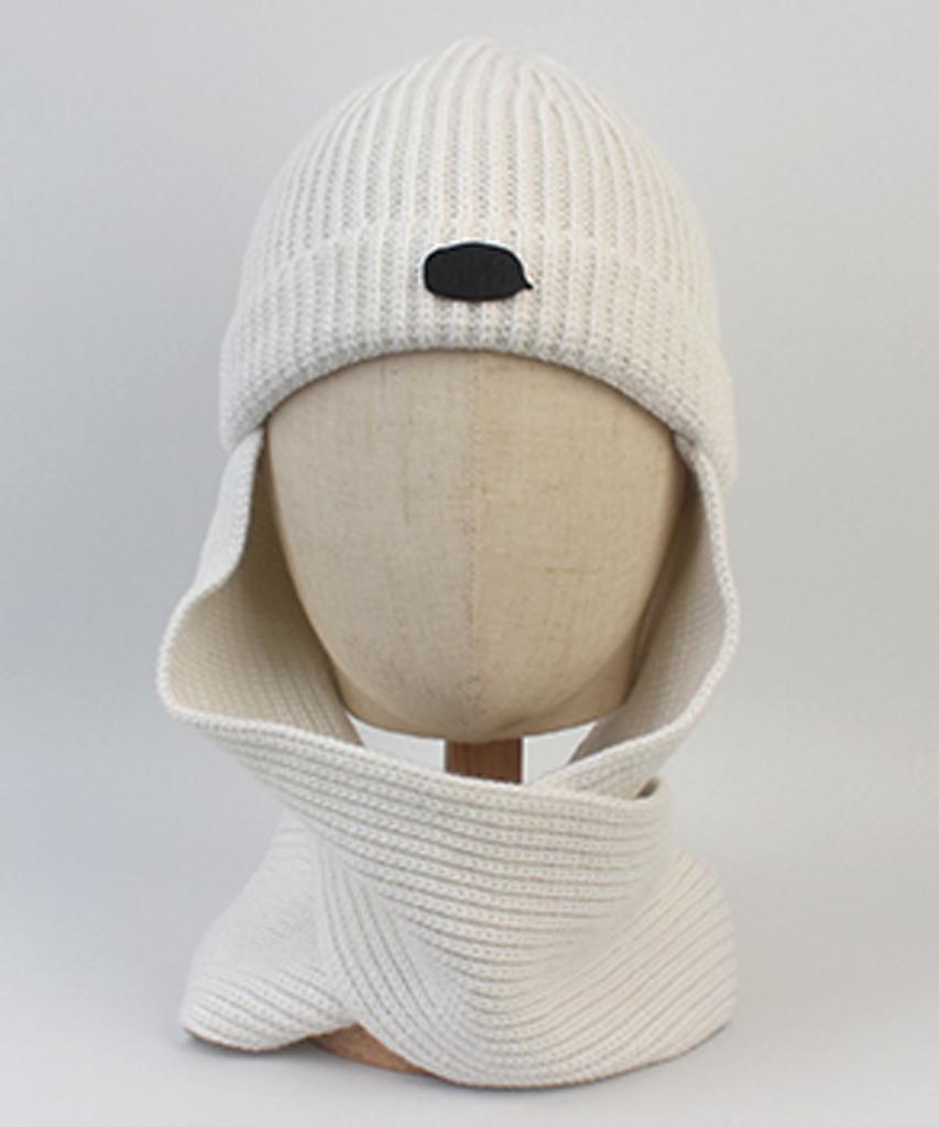 Yunibeosyeolkemiseuteuli Wool Ivory Muffler Beanie