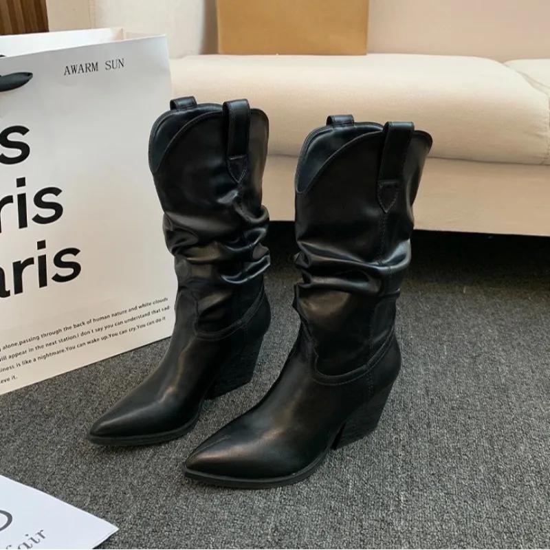 

Модные ботинки на толстом каблуке для женщин 2025 Осень Новые модные ковбойские сапоги Рыцарские остроносые полусапожки 39