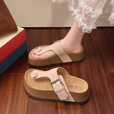 Koreanische Version von Nischen-Plateau-Pinch-Slippern für Damen, 2025 Frühling, neue Mode-Flip-Flops, Strandsandalen