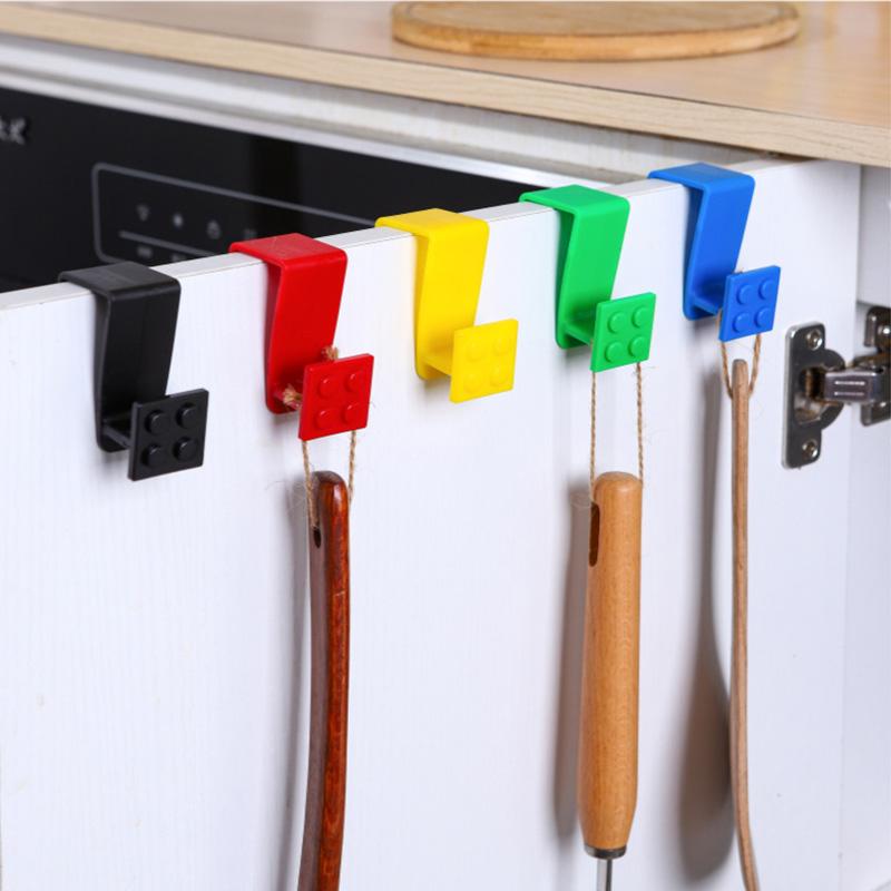 Block Shaped Cartoon Door Hooks Garbage Bag Kitchen Plastic Bag Hook Hanging Handle Bag Behind Cabinet Door Hook
