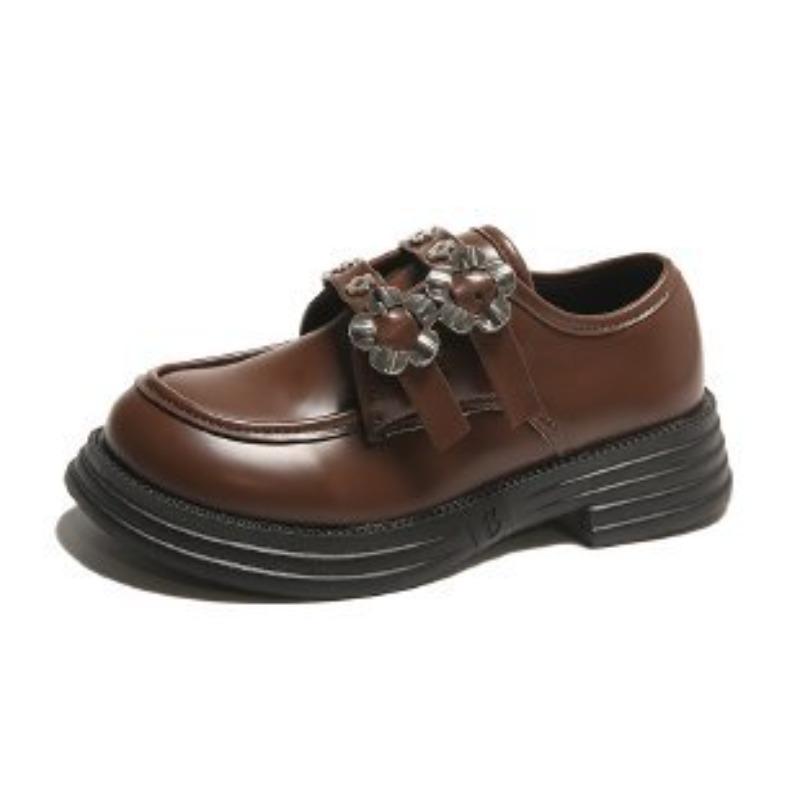

Retro Loafers 2026 New Autumn and Winter with Plush British Style Thick Sole Flower Metal Decoration Casual Shoes Zapatos Mujer 35 коричневый