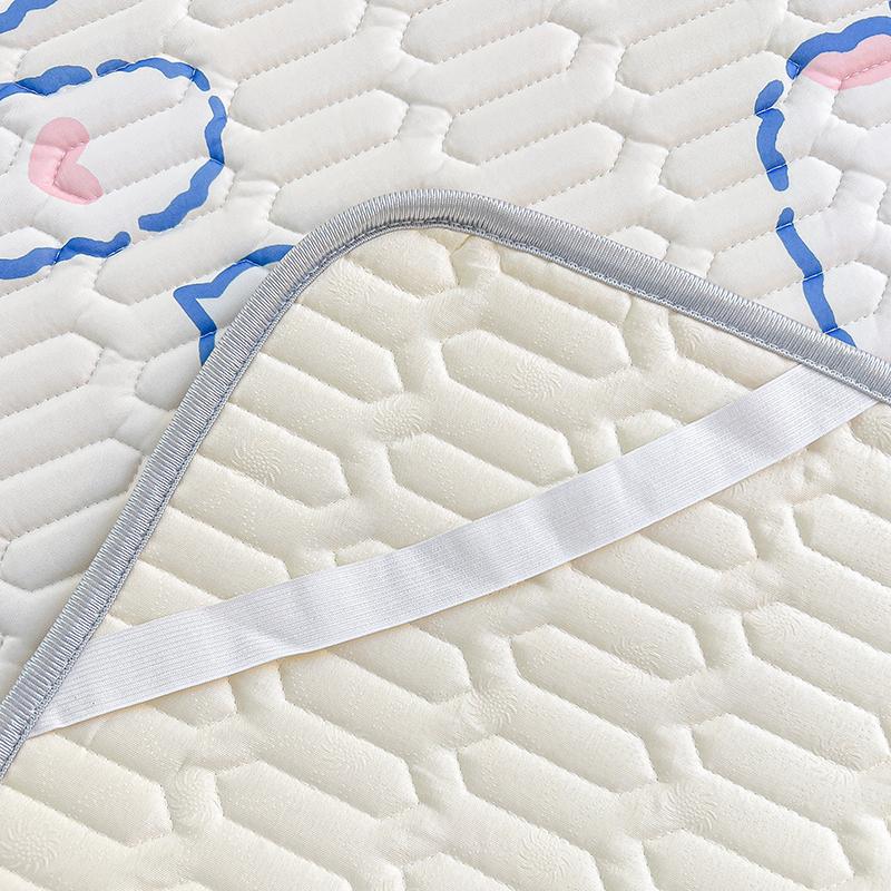 Naturlig Lateks Tykk Sommer Madrass for Seng Høykvalitets Kjølig Følelse Rayon Sengbeskytter og Putetrekk Is Silke Laken Sett Kjølende