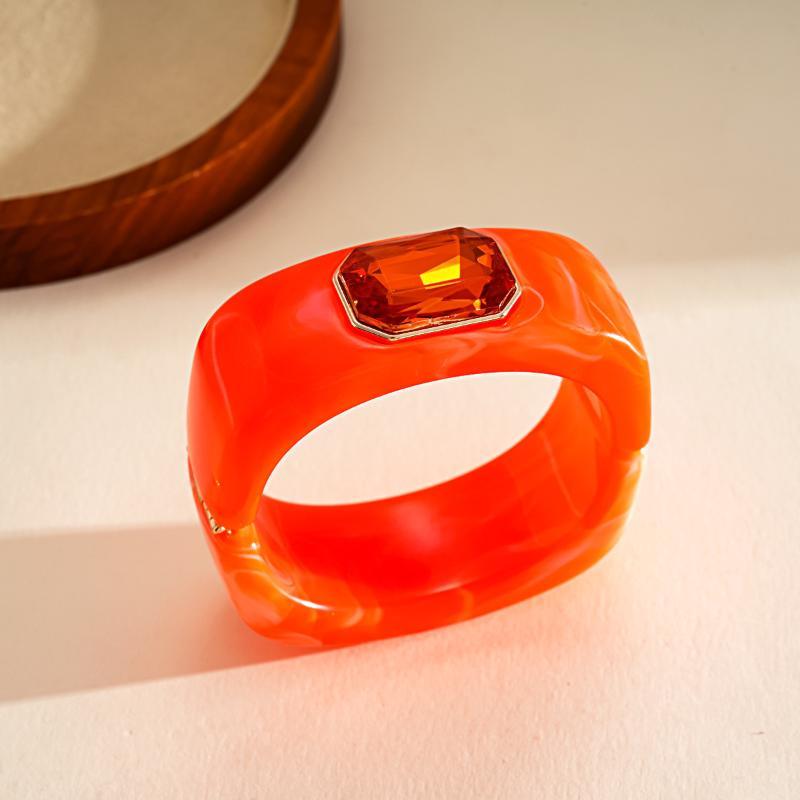 Y2K Boho Vintage Resin Bangle Women Wide Round Bracelet Dopamine Color Statement Wrist Jewelry For Daily Party Wear Accessories