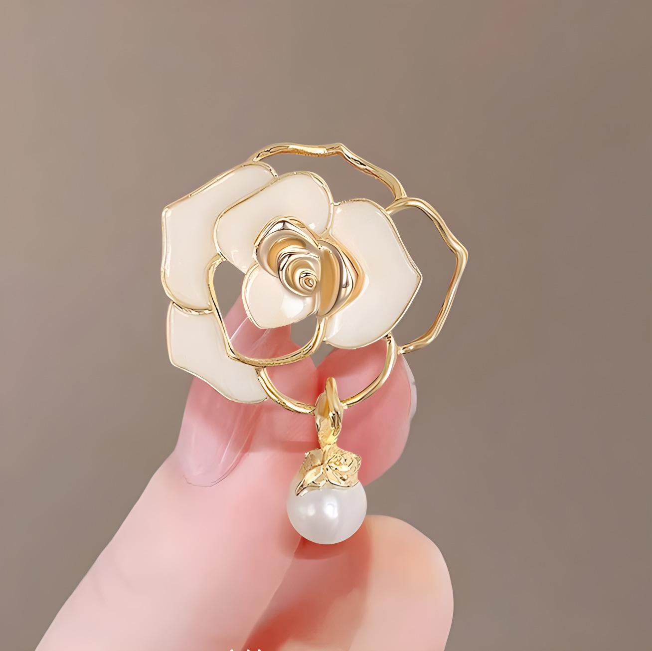 Брошь-камелия с имитацией рябчика, жемчужная брошь высокого класса для женщин, роскошная, темпераментная, жемчужная брошь, нишевый дизайн, булавка, аксессуары для костюмов