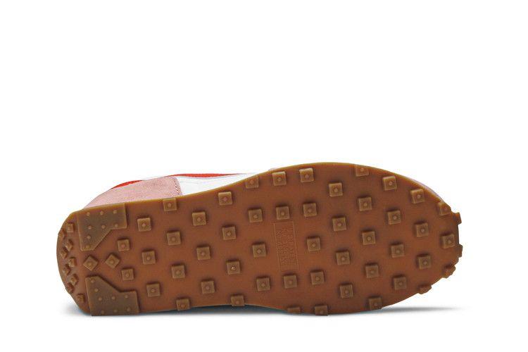 Nike Daybreak Coral Stardust (Women's) Sneakers