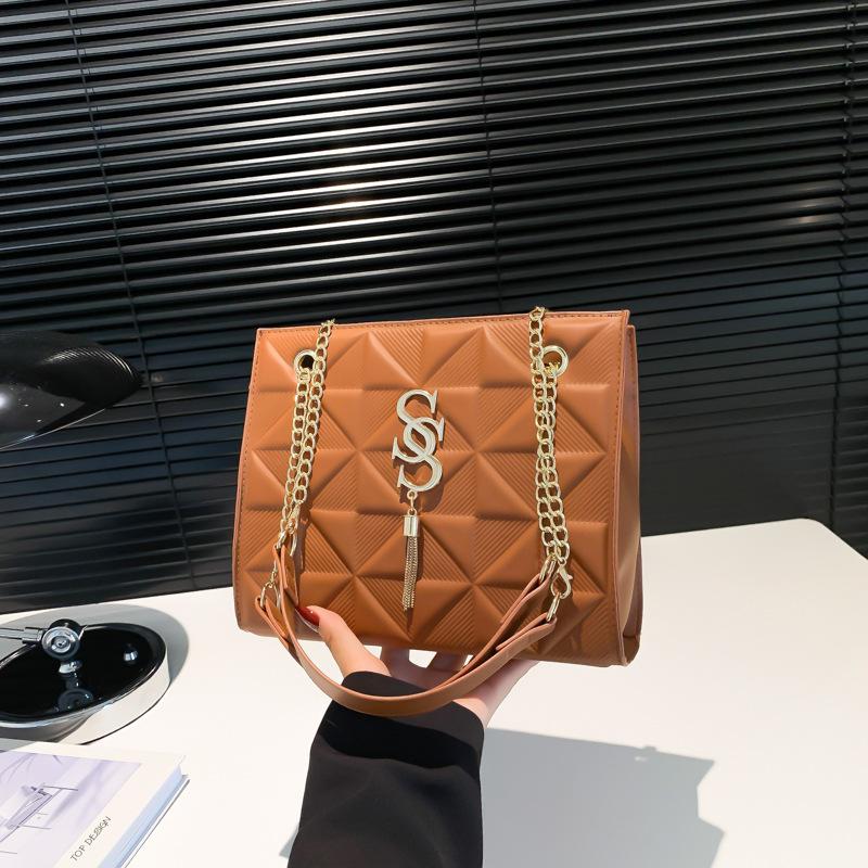 

Нова повсякденна сумка в стилі ретро 2024 року, жіноча літня сумка на ланцюжку, проста сумка через плече, популярна персоналізована сумка-месенджер, маленька квадратна сумка коричневий