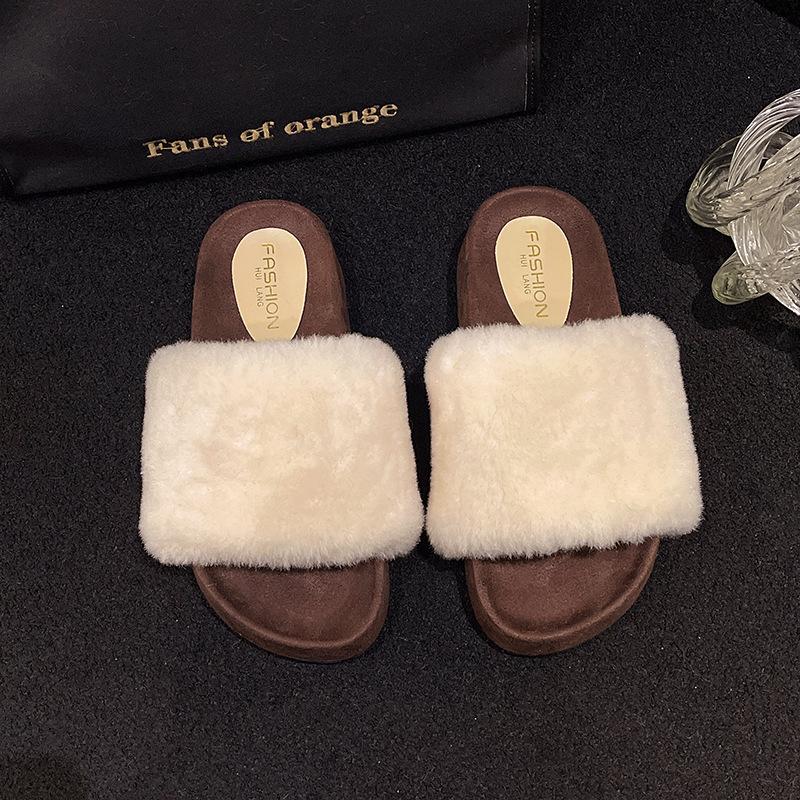 

Fairy wind thick-soled fluffy slippers 2025 new design sense with skirt shoes are not tired of foot drag autumn and winter wear 35 белый