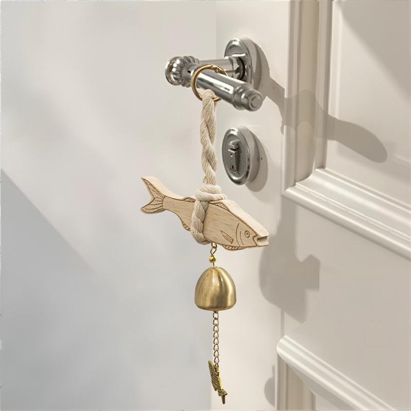 Fish Shaped Door Bell Japanese Room Decoration Wooden Wind Chimes Wall Hanging Doorbell Pendants Home Decor