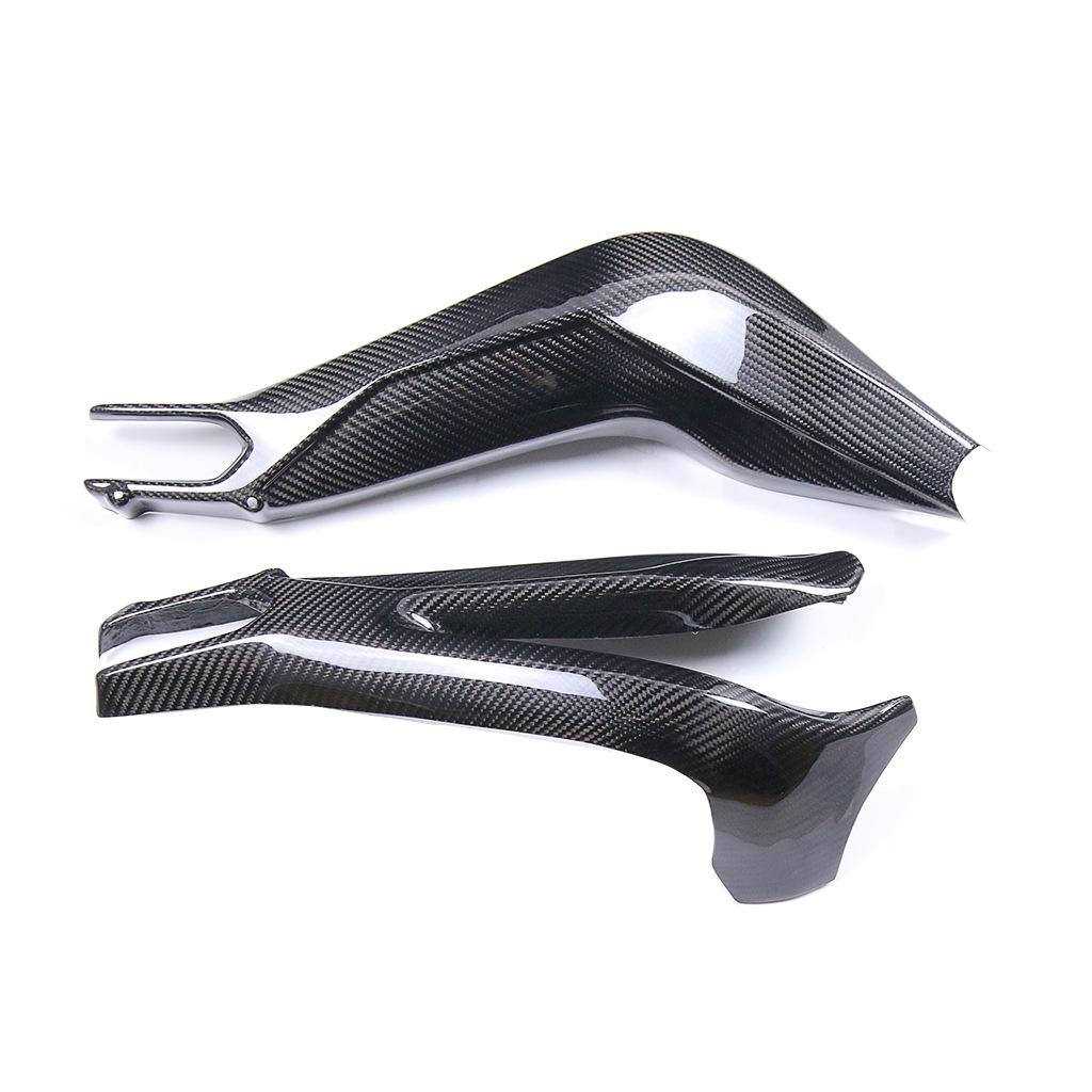 Yamaha MT09 FZ09 Carbon Fiber Swingarm Cover (2013-2020)