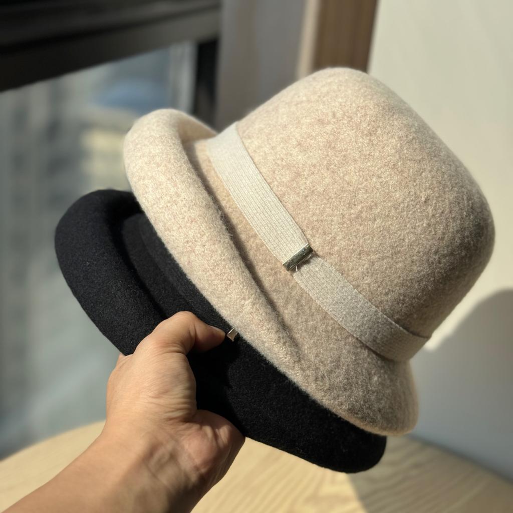 Haut-de-forme en laine pour femmes, rétro français, petit écusson en fer, chapeau de pêcheur, élégant et noble, chapeau de style doré, hiver