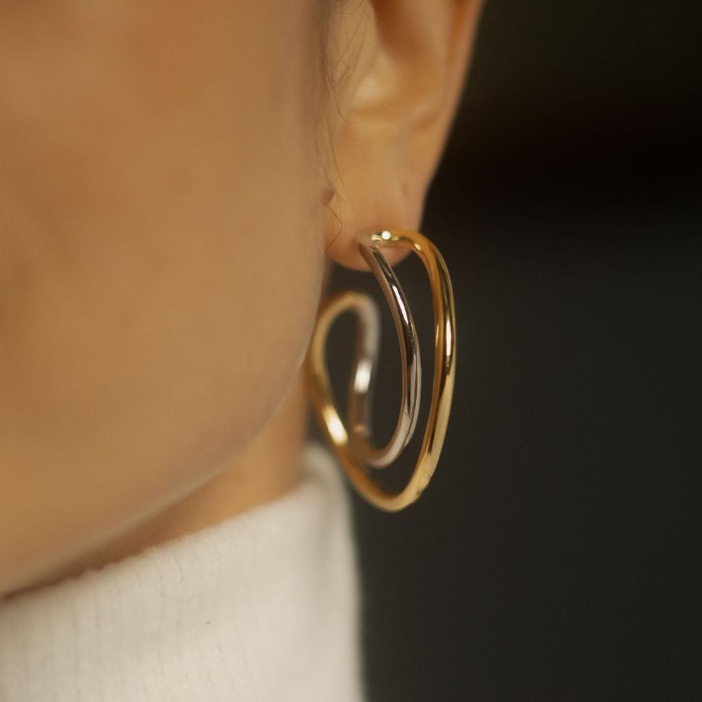 Light Luxury Design, High-End Cold Wind Double-Layer Wire-Wound Hollow Earrings S925 Silver Needle Stud Earrings Temperament Versatile Earrings
