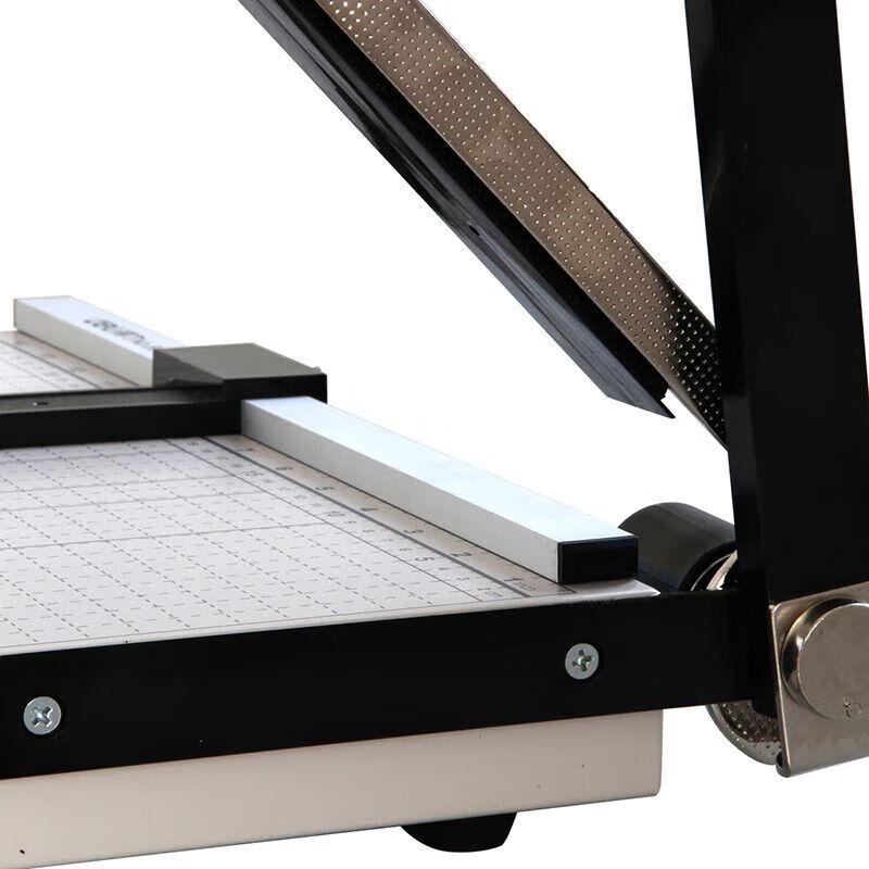 Deli 8015 Steel Paper Cutter CN plug (adapter included)