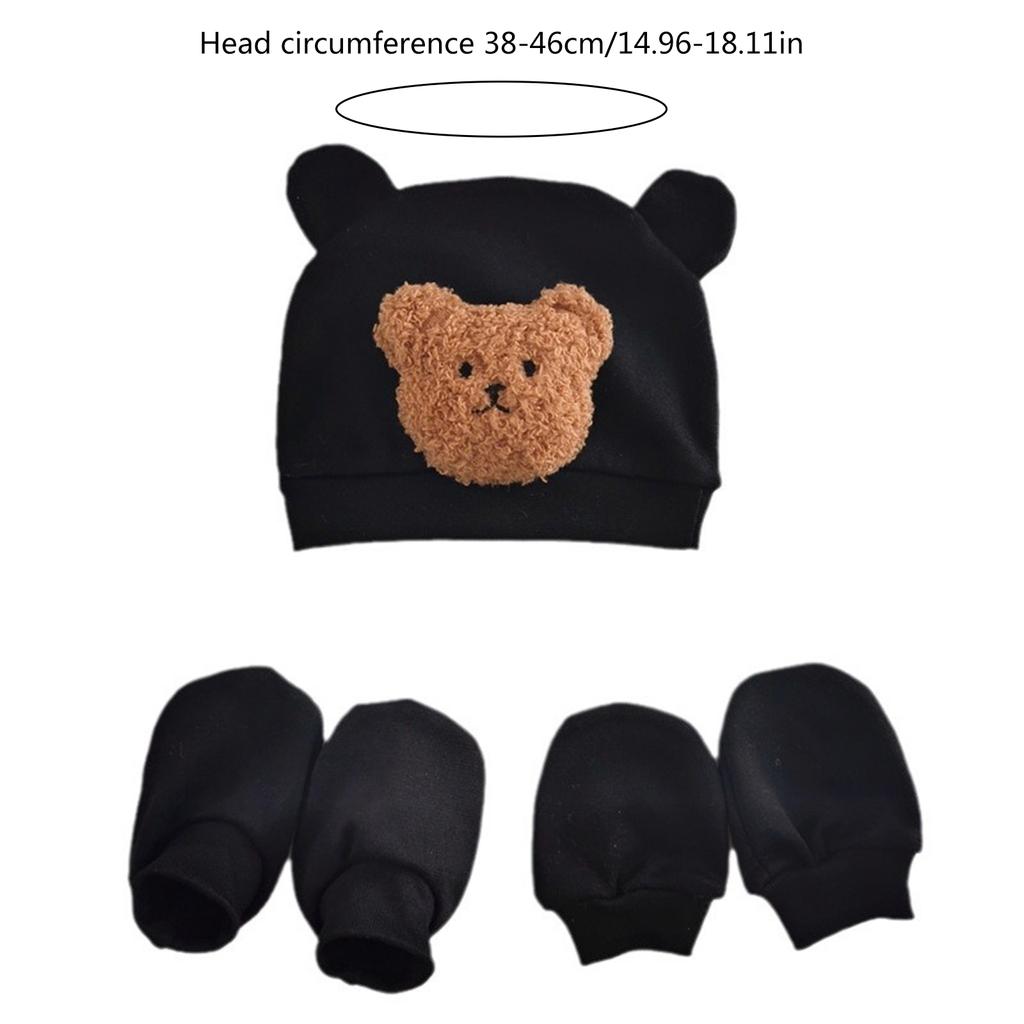 Süße Babymütze mit passenden Handschuhen und Socken. Perfektes Babyparty-Geschenk. Weiche und bequeme Babymütze.