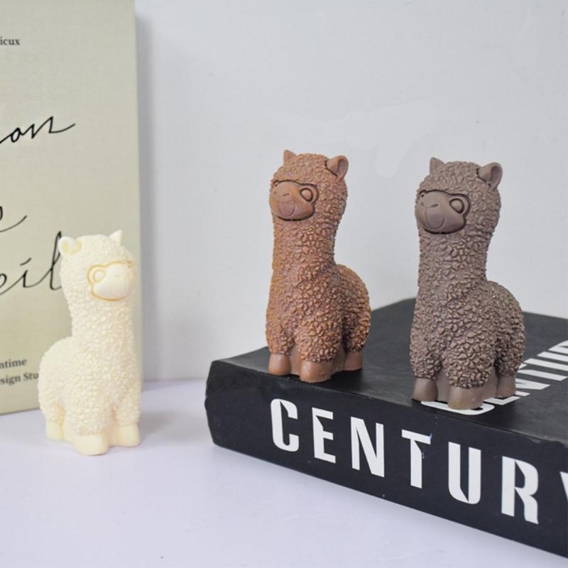 Cute Alpacas Silicone Mold DIY Epoxy Resin Molds Table Ornament Mould Soap Mold