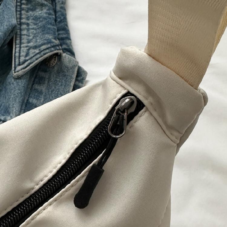 Versatile Shoulder Bag Large Capacity Messenger Bag for Teen Girl Crossbody Bag
