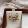 Light and Smart Three-dimensional Flower Zircon Stud Earrings, Super Flash Earrings, Elegant Temperament, Gorgeous and Exquisite Earrings.