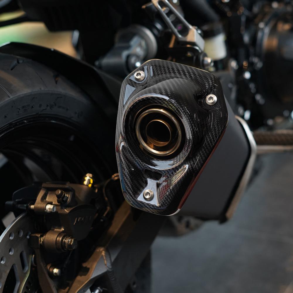 Carbon Fiber Motorcycle Tail Exhaust Pipe Muffler Heat Cover for Kawasaki Z900 2017-2026