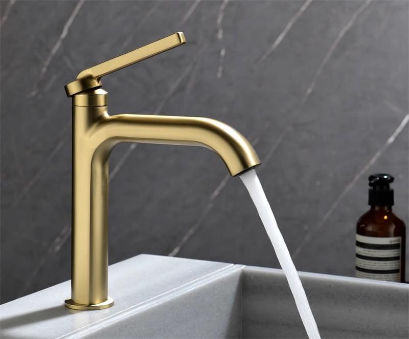 Tuqiu New Basin Faucet Black Chrome Basin Faucet Cold And Hot Brass Mixer Sink Tap Single Lever Deck Mounted Water Tap
