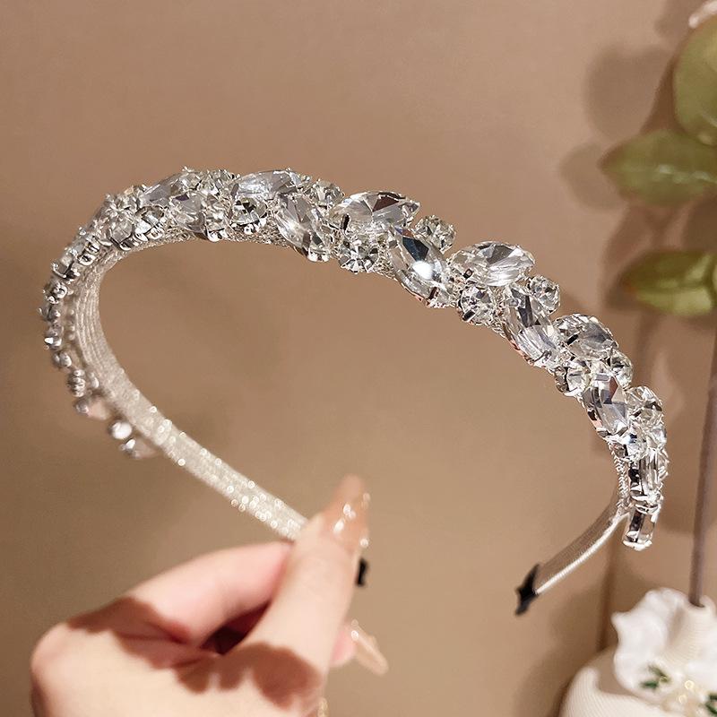 Retro French Crystal women's hair band accessories Headband for Women Korean Edition Versatile hair bands  Headbands for girls