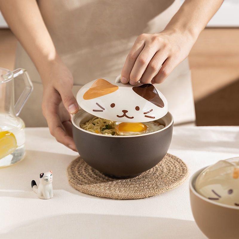 Japanese Cat Ceramic Noodle Bowl with Lid – Cute Ramen, Noodle, and Soup Bowl for Home or Gift