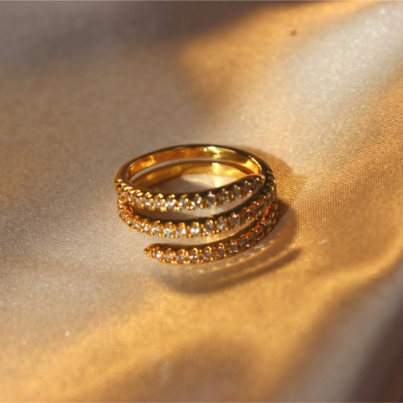 Elegant Fashionable Adjustable Copper Ring For Women With Chic Geometric Design