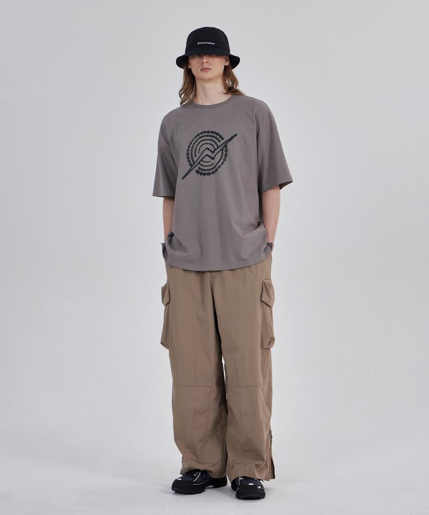 Kallapataleu Front Logo Loose Fit T-Shirt - Gray