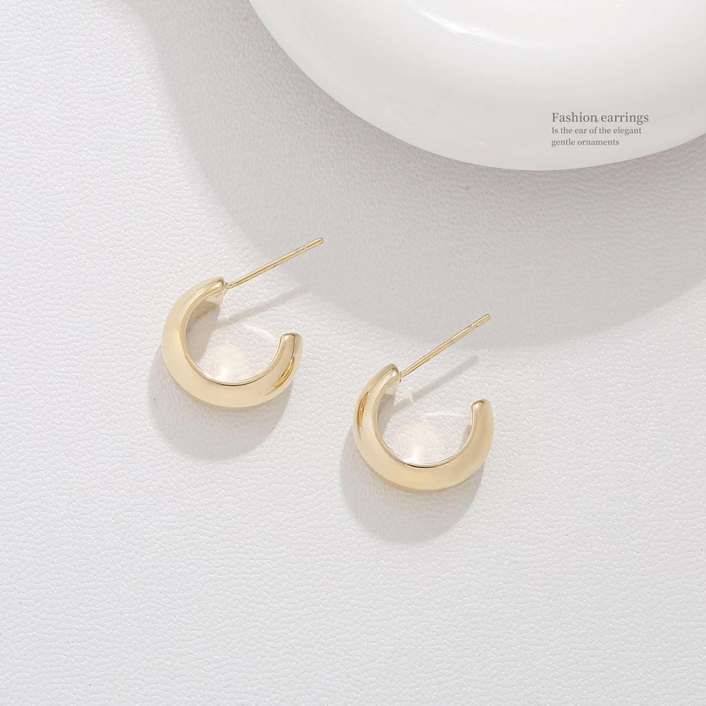 High-End 925 Sterling Silver Twisted Metal Stud Earrings for Women