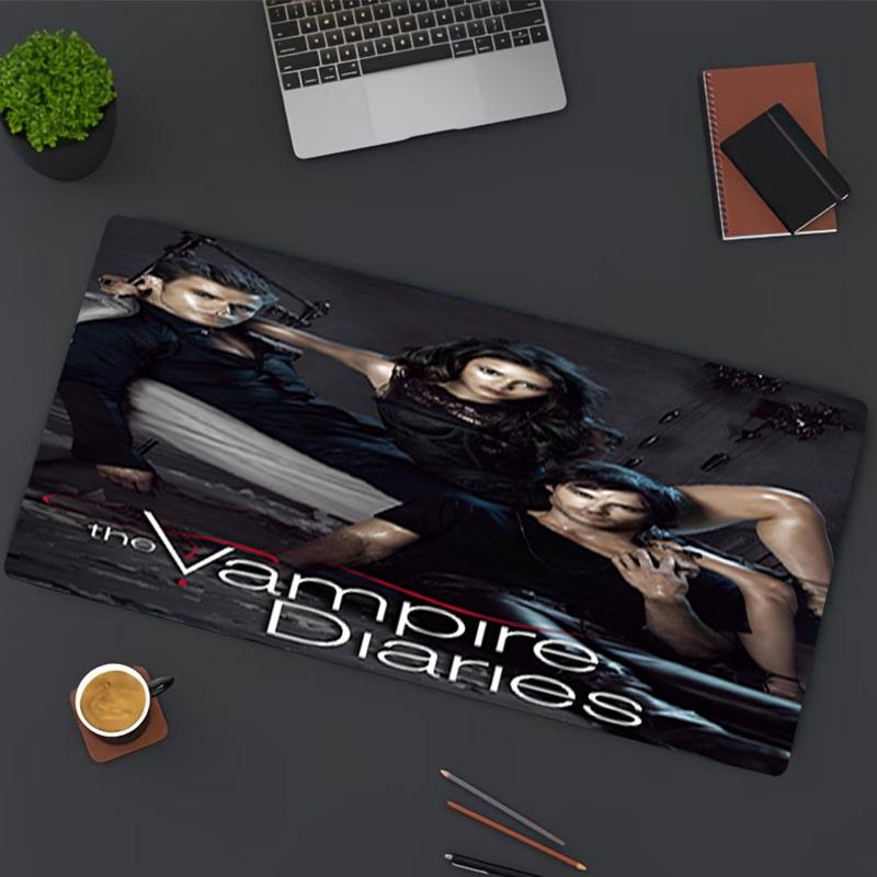 The Vampire Diaries Baskılı Mouse Pad, Klavye Pad'i Dizüstü PC Matı olarak Ofis Ev Kullanımı için, Masa Dekorasyonu, Oyuncular için Mükemmel Doğum Günü Hediyesi