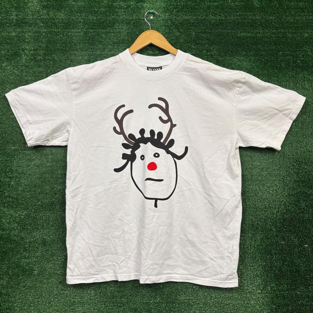 Rihanna Reindeer White T-Shirt Size Large Unisex T-Shirt