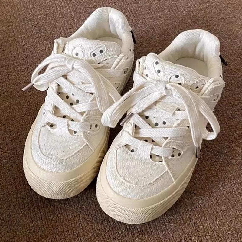 Women's Platform Flats 2025 Spring Autumn New Cute Cross Tied Casual Shoes Lightweight Comfortable Non Slip Board Shoes