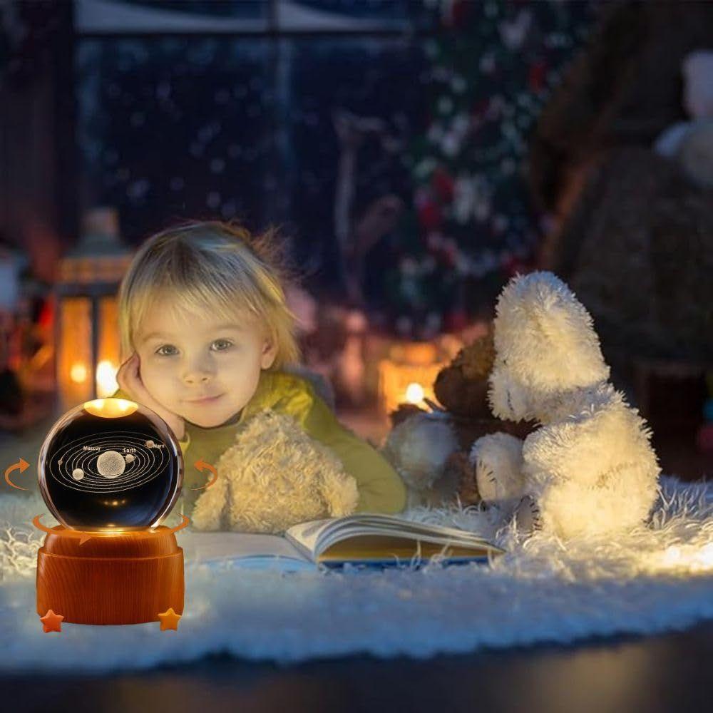 Kristallkugel Nachtlicht mit LED-Sockel | 3D Rotierender Sonnensystem Globus | Dekorative Ambientelampe für Schlafzimmer, Büro & Geschenke