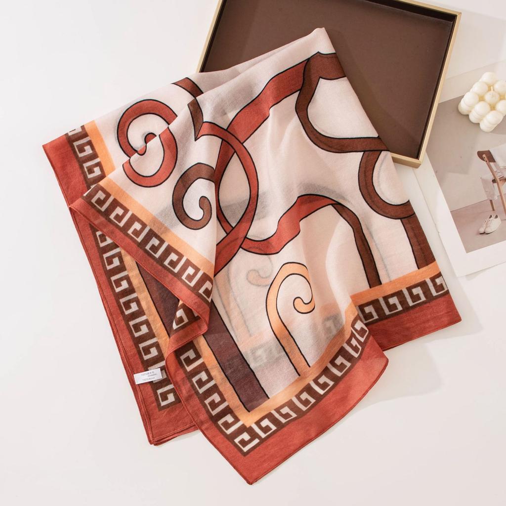 Printed water-soluble wool scarf Square scarf Women's neck scarf Fashion versatile high-end scarf