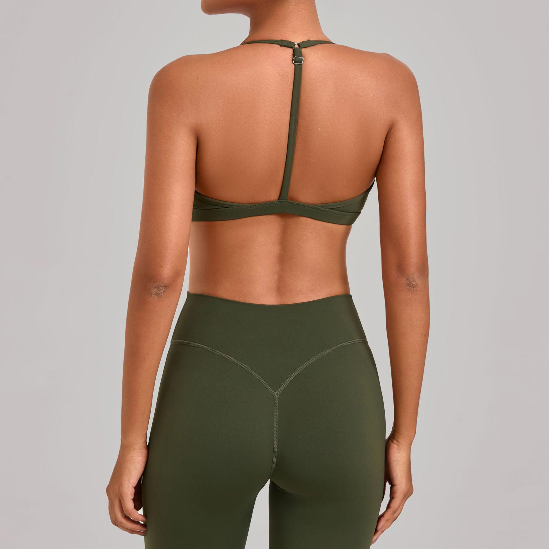 

Adjustable Cross-Strap Yoga Bra with Hollow Back Design for Fitness & Running Medium