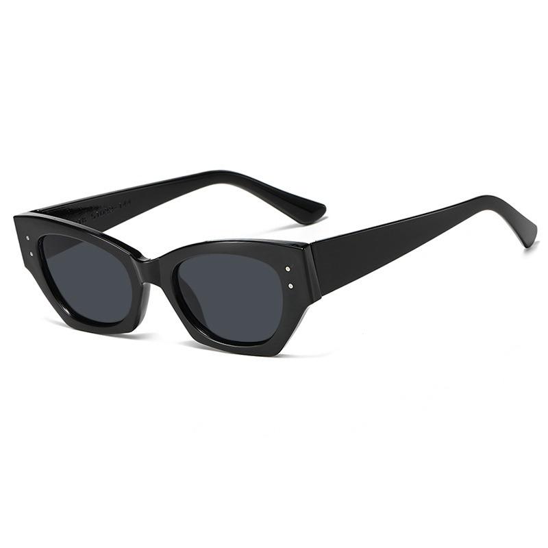 Vintage Small Rivet Cat Eye Sunglasses Women Fashion Brand Luxury Designer Polygon Cat-Eye Sun Glasses Uv400 only 1pcs sunglasses