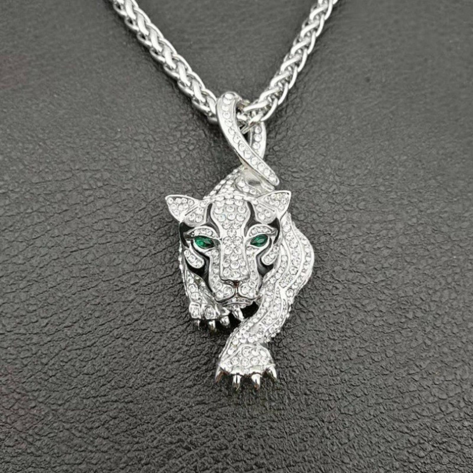 

Stainless Steel Necklace With Animal Pendant One Size