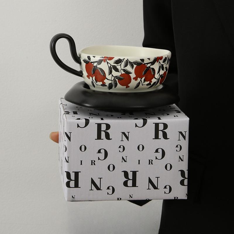Tasse en Céramique Design de Niche et Ensemble Tasse et Soucoupe Tasse Maison Bureau Tasse à Café Médiévale Sensation Haut de Gamme Luxe Léger