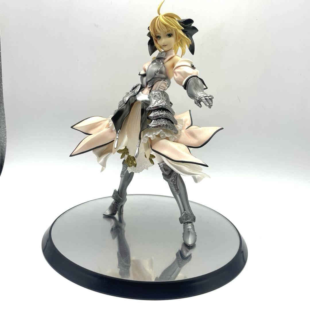 

[USED] Saber Lily Fate Good Smile Company