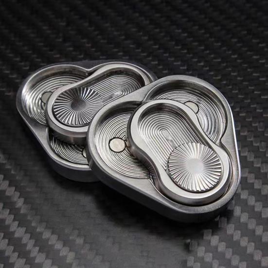 Triangle Fidget Slider Stress Anxiety Relief Portable Kids Teens Adults Magnetic Metal Fingertip Slider Pocket EDC Slider Sensory Toy